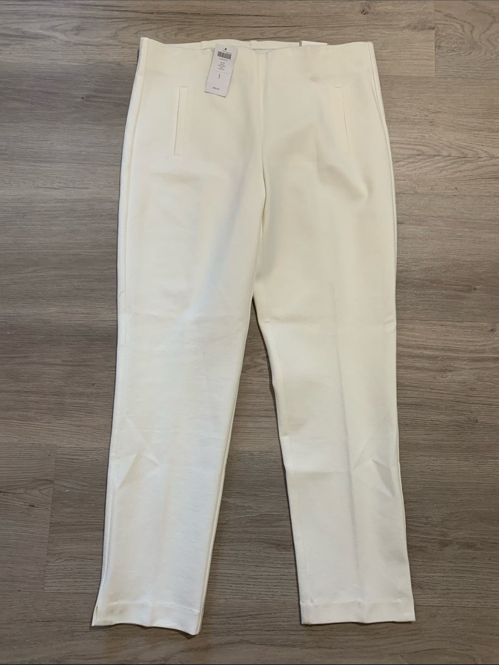 Chicos Womens ultimate fit Dress Pants - Tailored Straight Fit - size 1